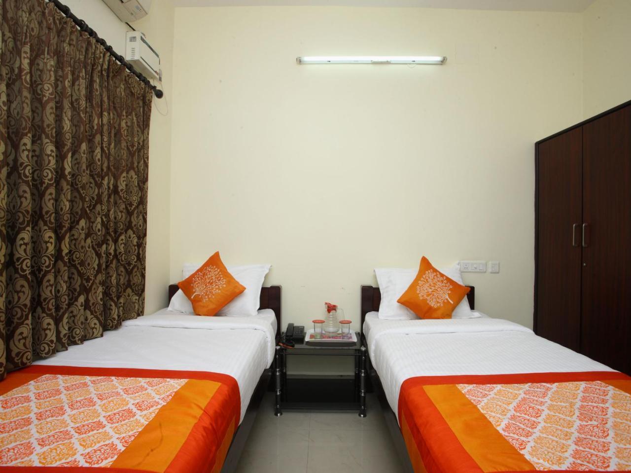 Hotel Oyo 10465 Koyambedu Chennai Esterno foto