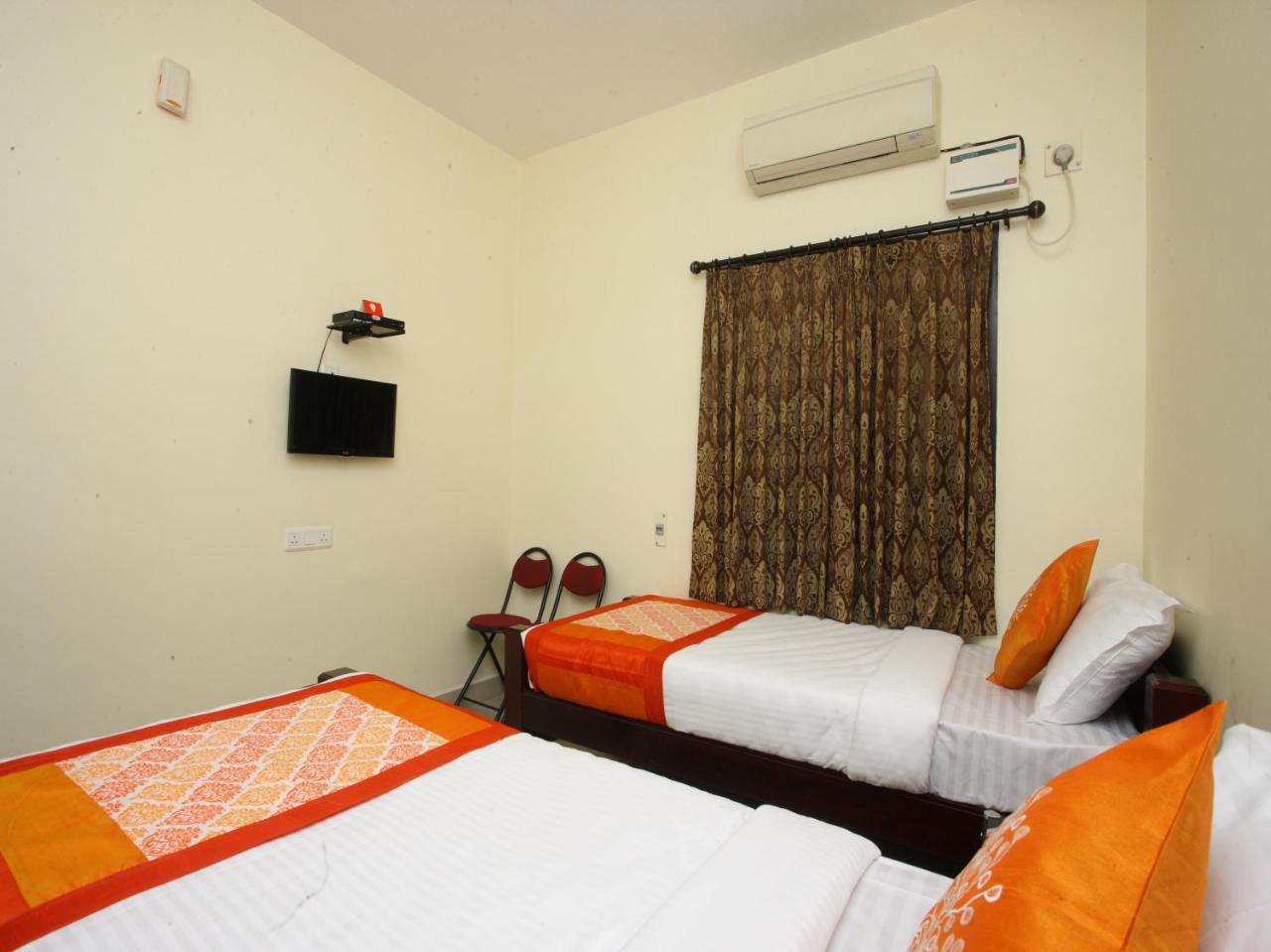 Hotel Oyo 10465 Koyambedu Chennai Esterno foto
