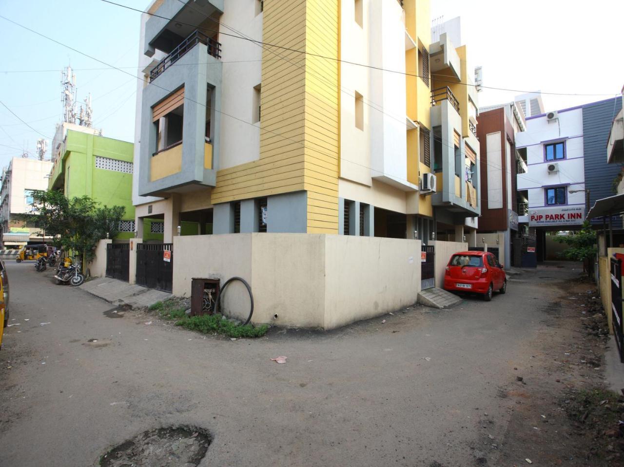 Hotel Oyo 10465 Koyambedu Chennai Esterno foto