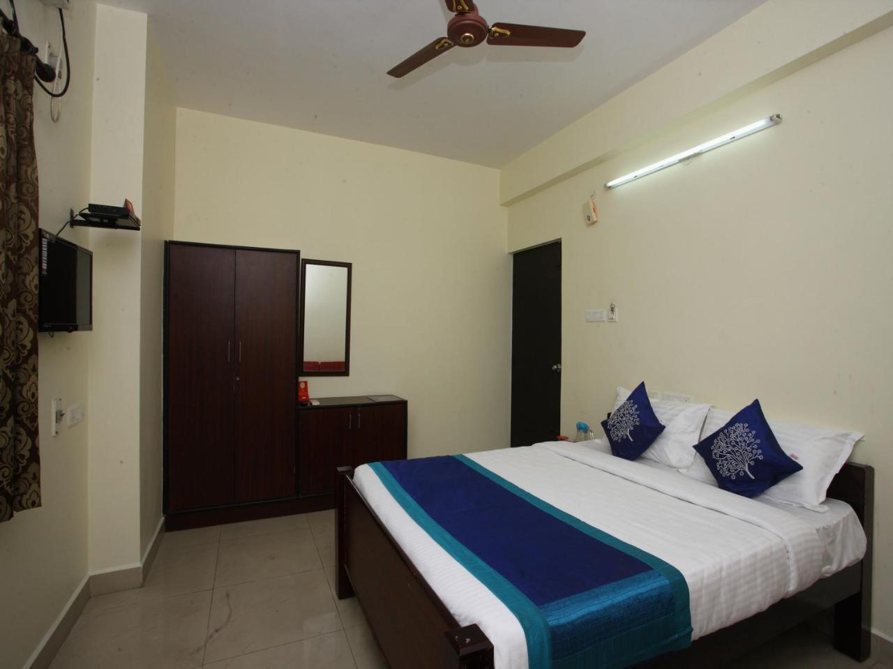 Hotel Oyo 10465 Koyambedu Chennai Esterno foto
